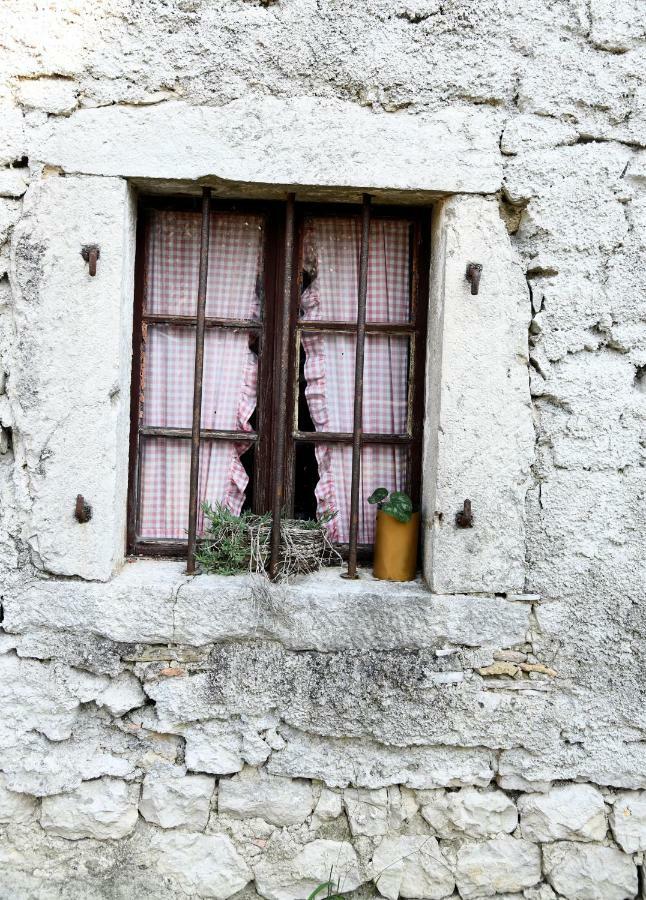 Nadia'S House Βίλα Pićan Εξωτερικό φωτογραφία